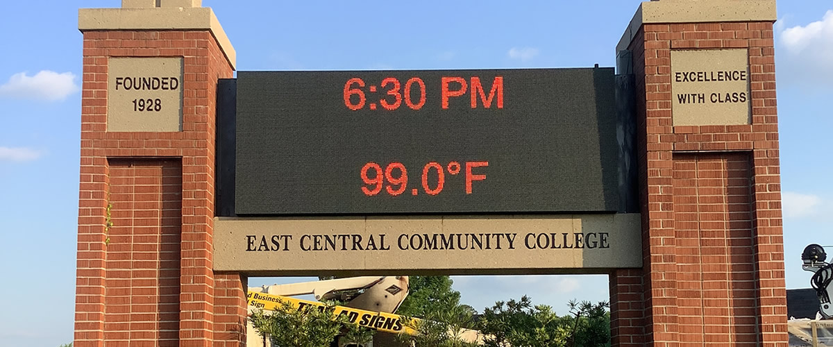 Electronic Messaging signs example